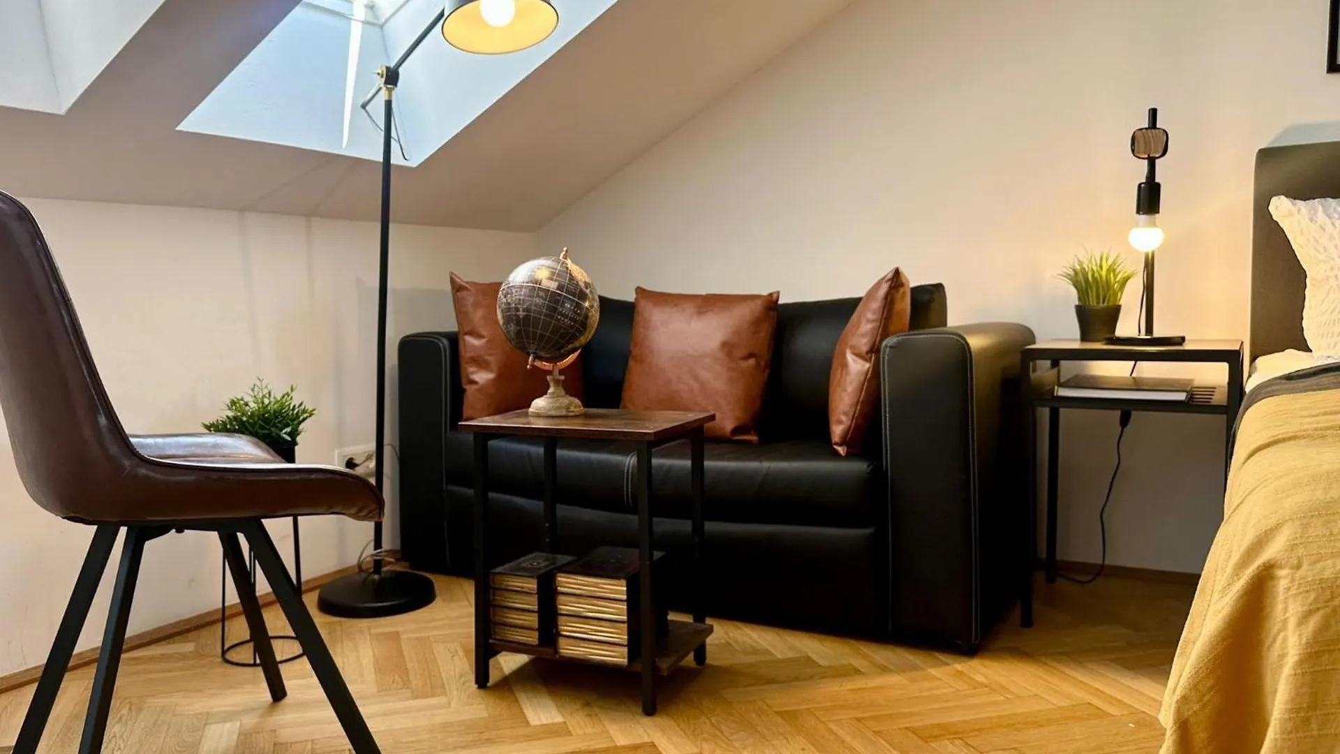 Stylish I 5 Minutes To U1 Reumannplatz I 15 Min To City Center فيينا شقة