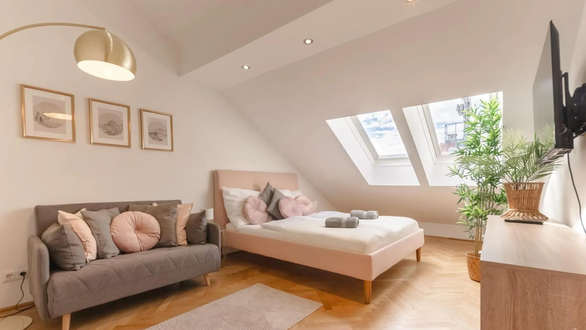 اتصالات Stylish I 5 Minutes To U1 Reumannplatz I 15 Min To City Center 