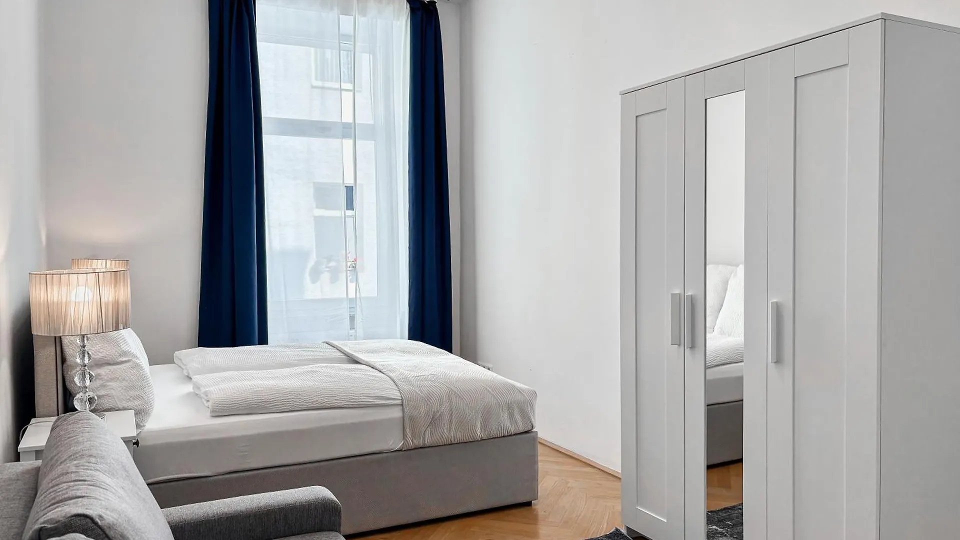 Stylish I 5 Minutes To U1 Reumannplatz I 15 Min To City Center فيينا 0*,